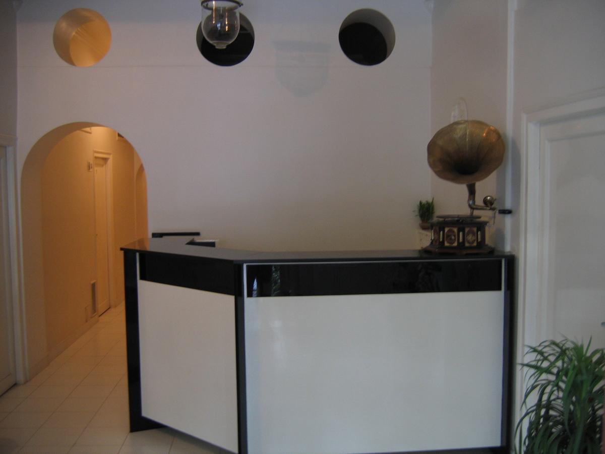 Hotel Plaza -Booking For Foreign Tourist- جالجاون المظهر الخارجي الصورة